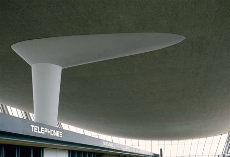 Dulles International Airport / Eero Saarinen | Classics On Architecture Lab
