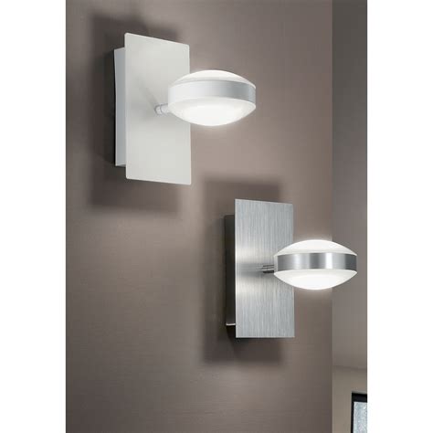 Fabas Luce Applique Da Parete A Led Dal Design Moderno Con Struttura In