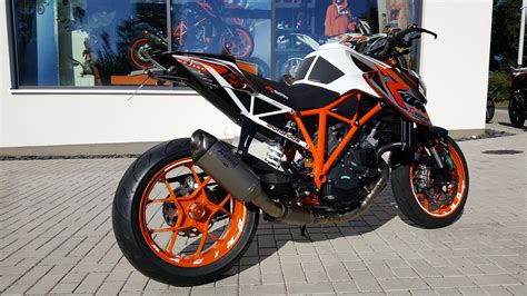 Umgebautes Motorrad KTM 1290 Super Duke R Von Motoroox GmbH 1000PS At