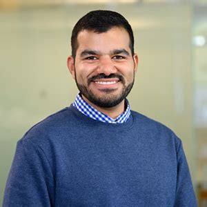 how to become a life science consultant