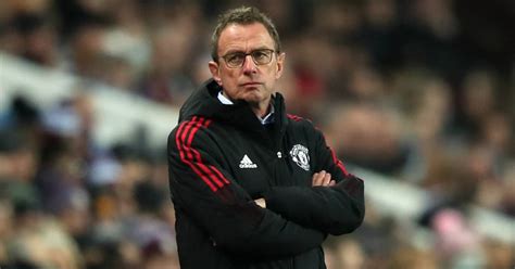 Manchester United set to announce new manager by end of April