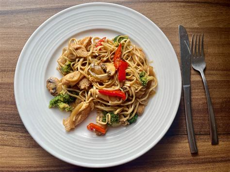 chicken stir fry with noodles recipes