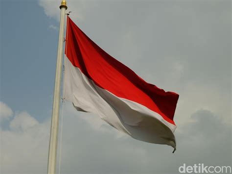 10 Ukuran Bendera Merah Putih Sesuai Undang Undang