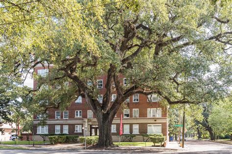 St Charles Apartments — Farris Properties Mobile