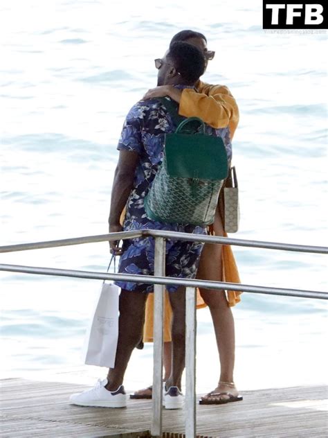 Kevin And Eniko Hart Ride On A Boat And Heading For Some Fine Italian Dining In Capri 67 Photos