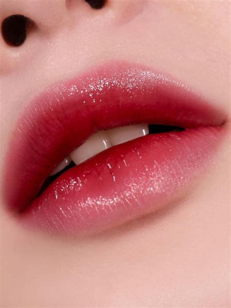 5 Easy Steps On How To Rock The Perfect Korean Gradient Lips Ombre Lips Gradient Lips Glossy