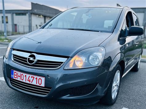 Vând Opel Zafira 7 Locuri Oradea OLX ro