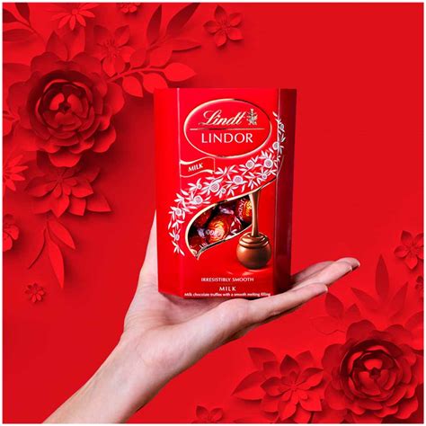 Lindt Lindor Milk Chocolate Truffles 200g Wilko