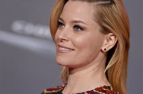 'The Hunger Games': Elizabeth Banks Recalls Effie's Infamous Nails; 'I ...