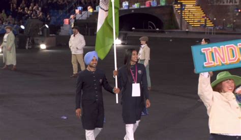 Commonwealth Games 2022 Pv Sindhu Manpreet Singh Lead Indian Contingent At Opening Ceremony