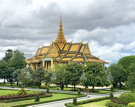 One Day in Phnom Penh: Part of a Cambodia Itinerary - Jared's Detours