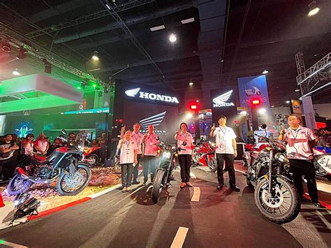 Honda Pulls Off Big Surprises At The Makina Moto Show