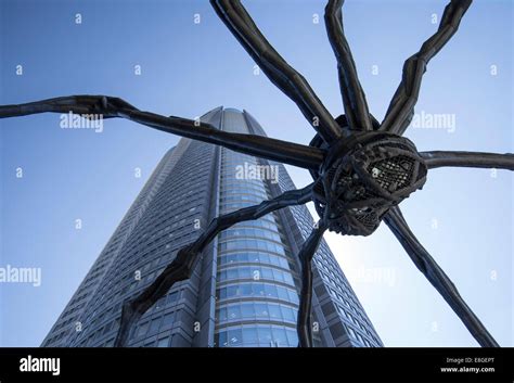 Maman 1999 I Bronze Stainless Steel And Marble Sculpture Of Spider By The Artist Louise