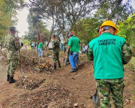 Tercera División Del Ejército Nacional On Twitter En La Vereda La