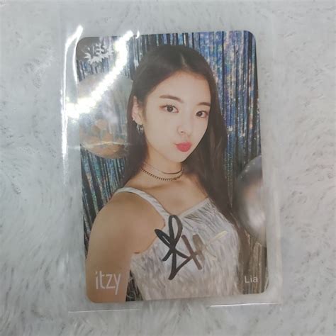 Jual Itzy It Z Icy Hongkong Majalah Magazine Hk Yes Yes Photocard