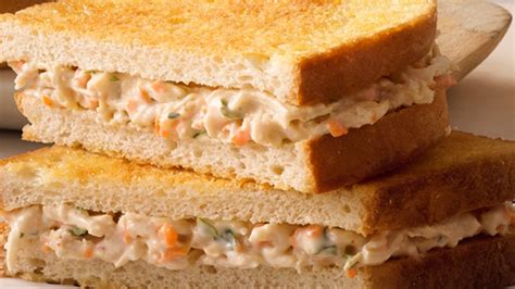 Quick And Delicious Chicken Mayo Sandwich Using Microwave Potsandpans India