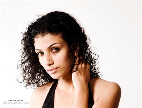 HotPiclk Nadeesha Yapage Hot Photos