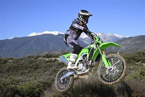 2024 KAWASAKI KX450X TELJES ÁTTEKINTÉS Dirt Bike Magazin