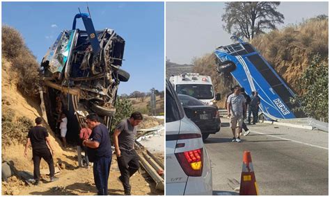 Autobús Vuelca En La México Puebla Hay 4 Muertos Y 15 Heridos En La