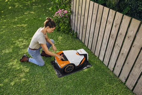 STIHL IMOW 7 0 ROBOTMAAIER Knoll Tuinmachines