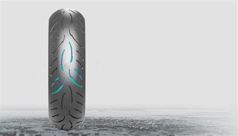 Metzeler Roadtec 02 Tyres Launched With Tread That Morp Visordown