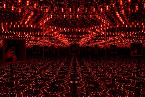 Location: Yayoi Kusama: Infinity Mirrors | Point of References.