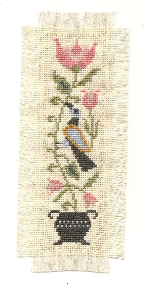 Art Beneath the Cottonwoods: Cross Stitch Bookmarks