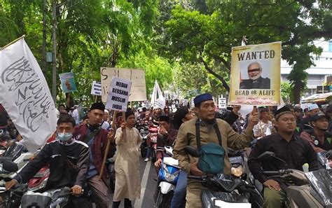 Massa GNPF Ulama Dan FPI Berdemo Didepan Kedubes India Tuntut