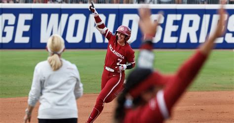 Oklahoma Wins Record Fourth Straight Ncaa Softball Title Beating Texas