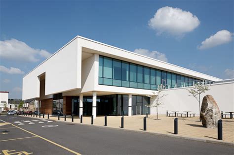 Photoshoot: Wiltshire and Swindon History Centre by Atkins | Geometry & Silence