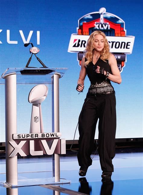 Madonna at the Super Bowl press conference [2 February 2012 – HQ ...