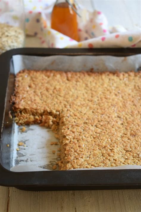 Golden Syrup Flapjacks - Julia's Cuisine