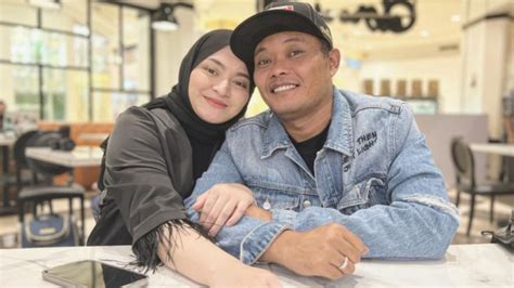 Nathalie Holscher Gugat Cerai Kabar Rini S Mantan Istri Ahmad Albar