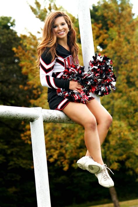 Cute Cheerleading Picture Senior Cheer Pictures Cheer Photography