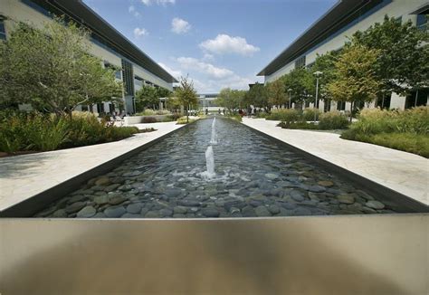 Apple's New Austin Campus With On-Site Health & Fitness Centers Nearing ...