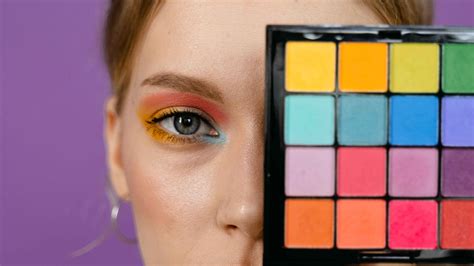 Las 6 paletas de sombras de ojos con los colores que triunfarán