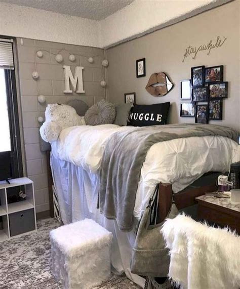 65 Cute Dorm Room Decorating Ideas On A Budget Decorationroom Dorm Room Designs Dorm Room