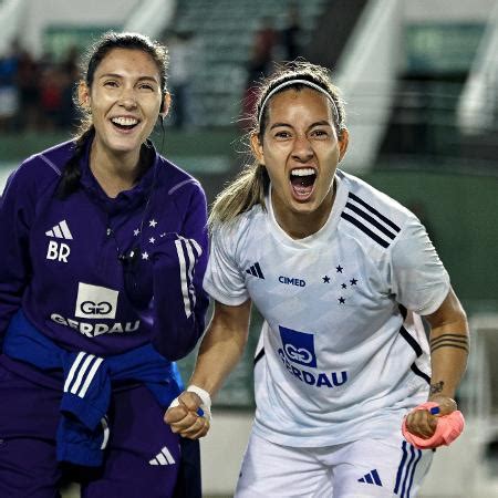 Cruzeiro vence Real Brasília e vai à semifinal da Supercopa