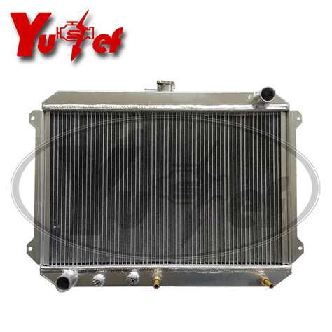 High Quality Aluminum Radiator For Mazda B2000 1984 1987 B2200 1982