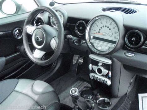 Mini Cooper R56, Is Center Console Exchangeable? : MINI