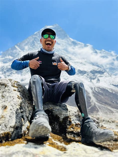 No Legs No Limits Amputee Veteran Hari Budha Magar Eyes Everest