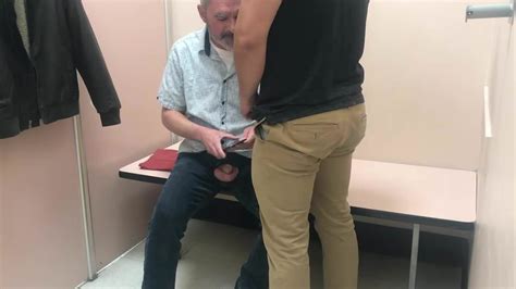 Mit Daddy In Der Umkleide Free Gay Daddy Porn C3 XHamster Pt