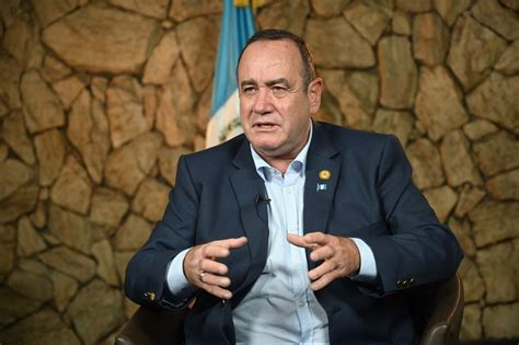 Giammattei Asume Presidencia De Guatemala Con Promesas De Atacar