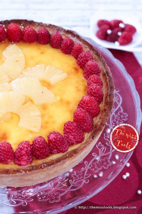 Crostata Alla Crema Cotta Ananas E Lamponi Baked Cream Tart With