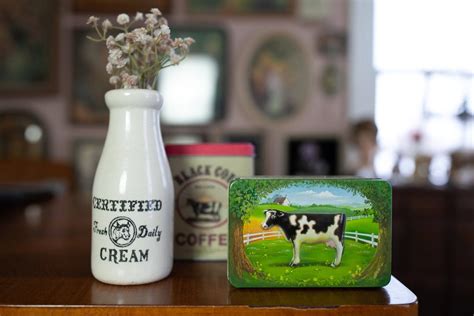 Vintage Cow Tin - Etsy