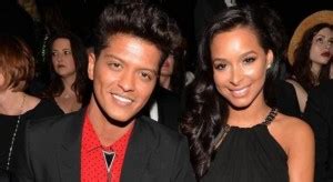 Bruno Mars family: siblings, parents, children, wife.