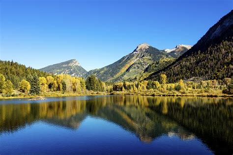 Alpine lake above the Crystal | Free Photo - rawpixel