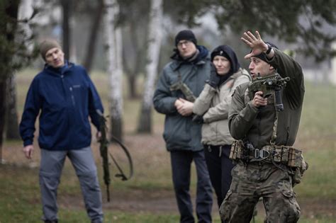 Trenuj Z Wojskiem Szkolenia Wojskowe Dla Ka Dego Bkpow