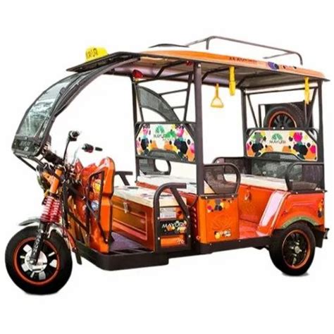 Orange Mayuri Super Plus Battery Operated Rickshaw Seating Capacity