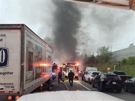 Tractor Trailer Fire Crash Shuts Down I 95 In Norwalk